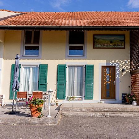 Villa La Belle Ferme Cottens  Exterior foto